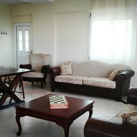 Vila Lagada Koróni